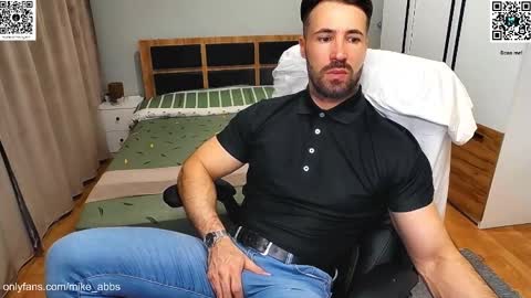 Mike    online show from February 15, 10:06 pm