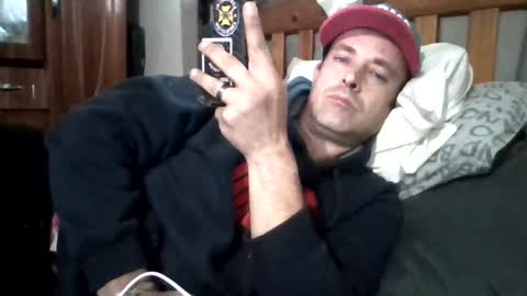 Snapshot of mikeundies chatting on June 25, 7:24 am mikeundies online show from June 25, 7:24 am