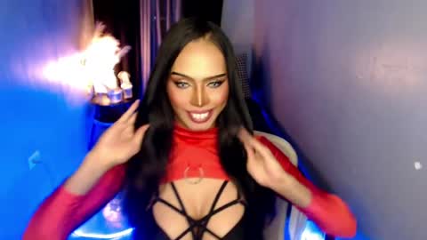 Mistress MikeyAlawi online show from June 1, 6:15 am