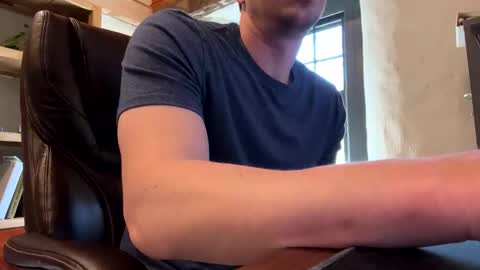 mikeydubs10 online show from May 1, 2:21 pm