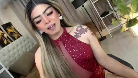 Theresa Luna online show from April 18, 5:33 am