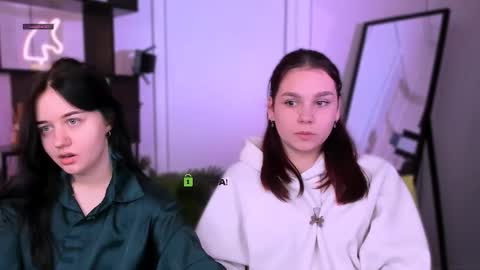 Snapshot of miki_ti chatting on February 2, 6:12 am miki_ti online show from February 2, 6:12 am