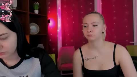 Snapshot of miki_ti chatting on February 5, 6:29 am miki_ti online show from February 5, 6:29 am