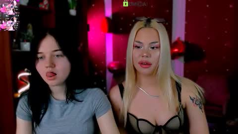 Snapshot of miki_ti chatting on February 13, 8:05 pm miki_ti online show from February 13, 8:05 pm