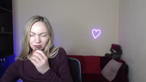 Adalina online show from March 28, 6:51 pm