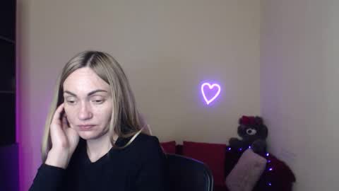 Adalina online show from April 18, 6:12 pm