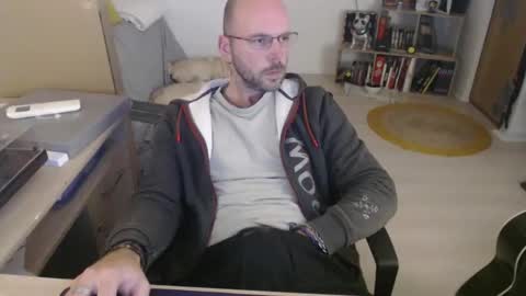 mikmik91 online show from November 18, 4:11 pm