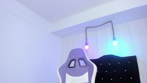 Snapshot of miku_katsuragi chatting on February 27, 2:22 am miku katsuragi online show from February 27, 2:22 am