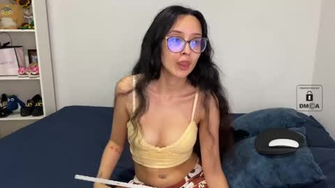 Mila and albert online show from May 2, 12:37 am