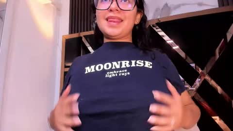 Camila online show from February 15, 5:31 pm