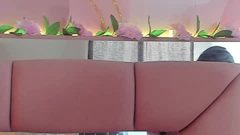 Snapshot of mila_grace_ chatting on May 15, 6:48 pm mila_grace_ online show from May 15, 6:48 pm