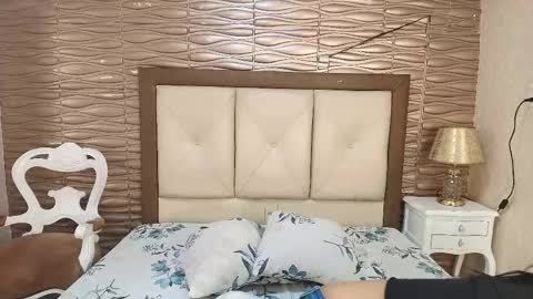 Snapshot of miladiosa chatting on May 14, 11:50 am miladiosa online show from May 14, 11:50 am