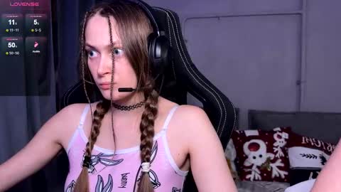 Dan and Milana online show from February 7, 8:56 pm