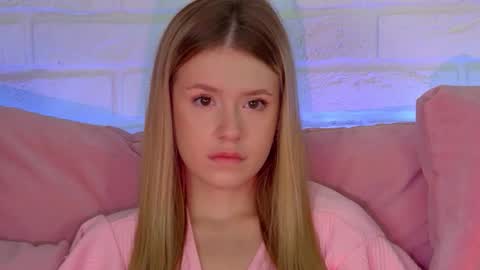 MilanaBalmain online show from September 27, 4:39 am