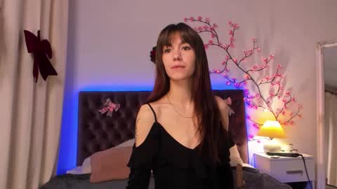 Milana online show from December 19, 6:31 am