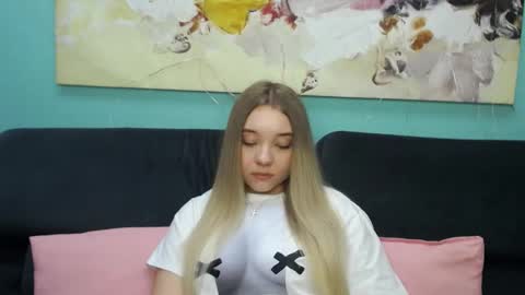 Milana online show from March 21, 8:19 am