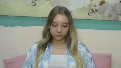 Milana online show from April 18, 5:00 am