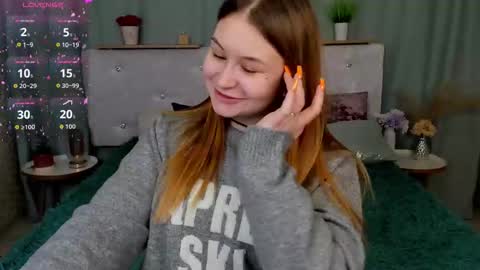 milanaxhoney online show from February 26, 1:04 am