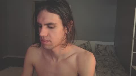 Snapshot of milaslovv chatting on February 28, 4:46 am Mila online show from February 28, 4:46 am