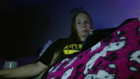 Snapshot of milastoned chatting on January 10, 9:55 am Mila online show from January 10, 9:55 am