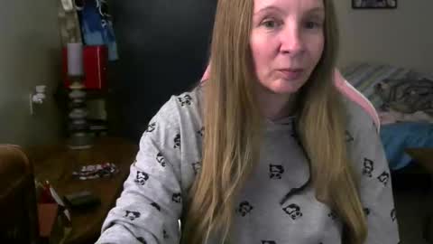 Mila online show from May 14, 2:29 am