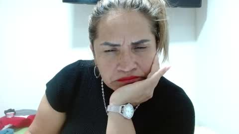 Snapshot of milena_hoot_ chatting on May 30, 4:42 am MILENA online show from May 30, 4:42 am