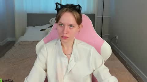 Milena online show from April 29, 1:21 am