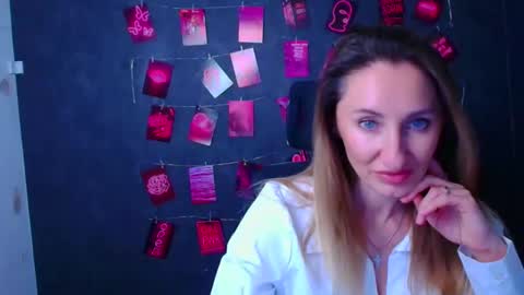 Snapshot of milena_sunny_ chatting on January 6, 12:31 pm Milena online show from January 6, 12:31 pm