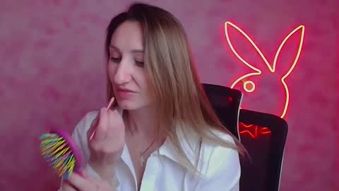 Snapshot of milena_sunny_ chatting on February 2, 12:26 pm Milena online show from February 2, 12:26 pm