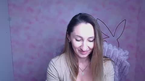 Snapshot of milena_sunny_ chatting on February 8, 12:41 pm Milena online show from February 8, 12:41 pm