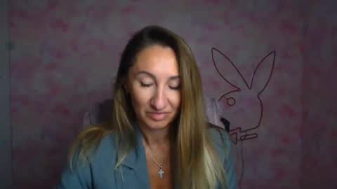 Snapshot of milena_sunny_ chatting on March 16, 6:28 am Milena online show from March 16, 6:28 am