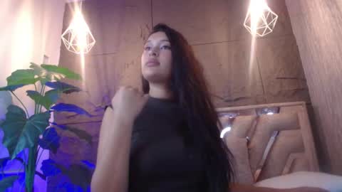 Milenka   online show from May 13, 5:43 pm