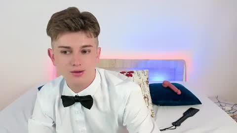 Miles online show from June 17, 3:31 am