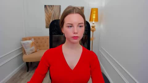 mileygloss online show from February 3, 12:21 pm