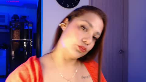 Snapshot of milf__pretty chatting on April 20, 12:41 pm Melissa online show from April 20, 12:41 pm