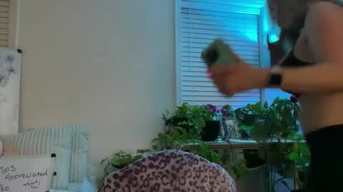 MIlf Goddess online show from June 11, 8:56 am