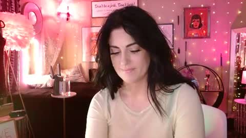 Milf Lacey online show from July 15, 9:42 pm