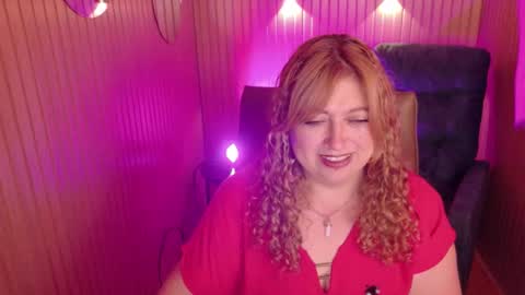 Snapshot of milfarlet chatting on February 21, 1:56 pm Arlet online show from February 21, 1:56 pm