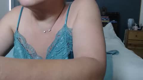 milfyanddaddy online show from May 7, 5:51 pm