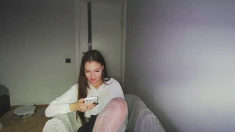 milipia online show from June 23, 10:08 pm