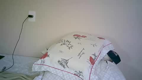 Snapshot of milkoffee chatting on January 11, 6:33 pm milkoffee online show from January 11, 6:33 pm