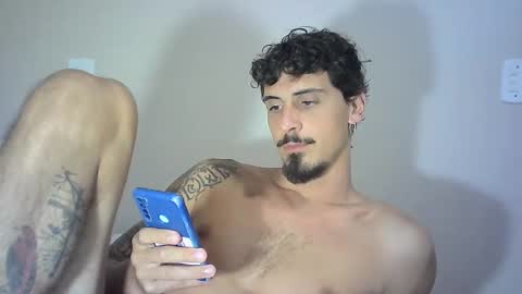 Snapshot of milkoffee chatting on January 15, 11:08 pm milkoffee online show from January 15, 11:08 pm