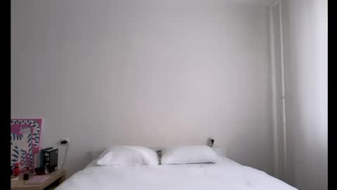 milky__way_ online show from April 17, 1:25 pm