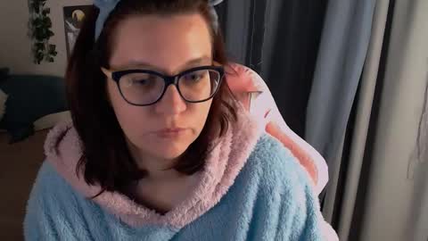 Milla online show from January 12, 2:44 pm