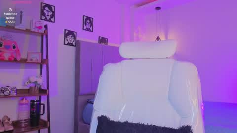 Snapshot of miller_vanessa_ chatting on May 26, 9:00 pm miller_vanessa_ online show from May 26, 9:00 pm