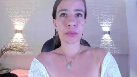 Millie online show from April 6, 8:10 pm