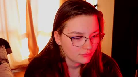 Millie online show from April 7, 3:07 am