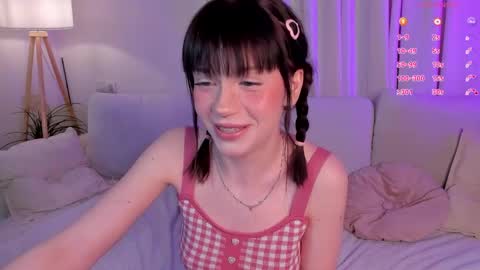 milliminimouse online show from May 31, 10:44 pm