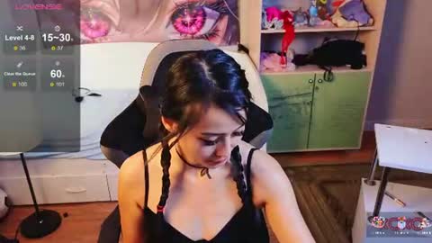 milly__foxy online show from June 24, 1:48 am
