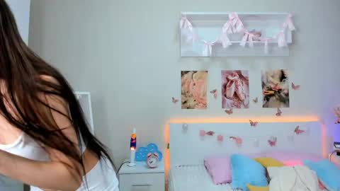 Snapshot of milly_heart chatting on June 9, 3:07 am Milly online show from June 9, 3:07 am